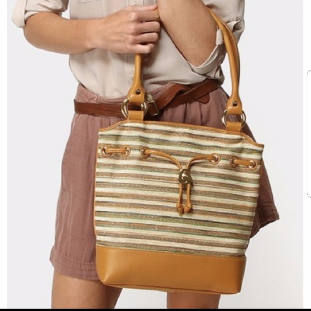 Bodhi Drawstring Handbag